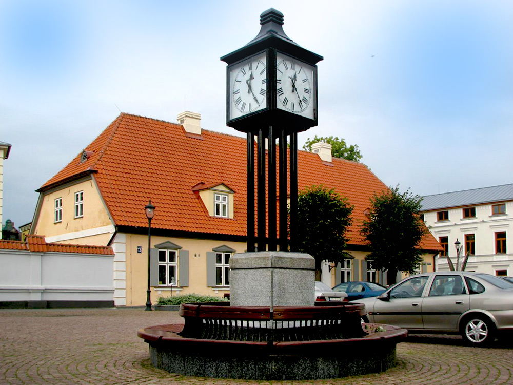 Ventspils, Rātslaukums 