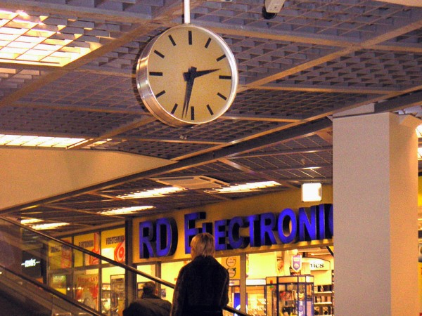 Pulksteņu sistēma, 10. gab. 2004. gads.